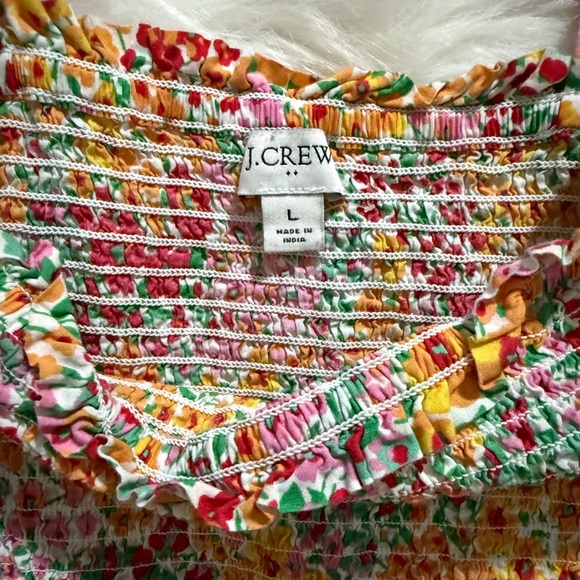 🎄J. Crew Multicolor Floral Smocked Camisole - Picture 2 of 5